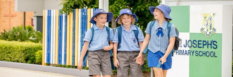 3frontofschool (3)